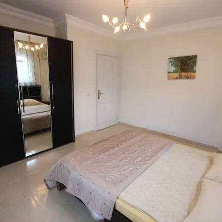 Orange Garden Cikcilli Apartman *